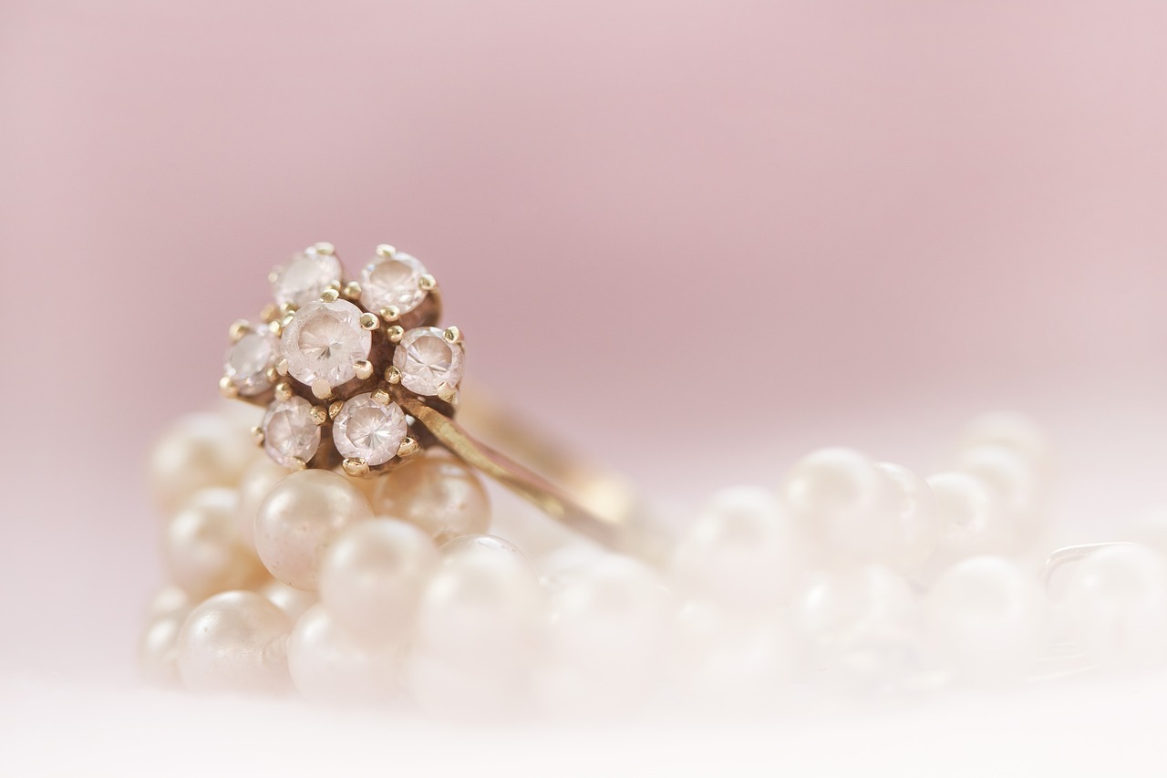 ring-2571761_1280